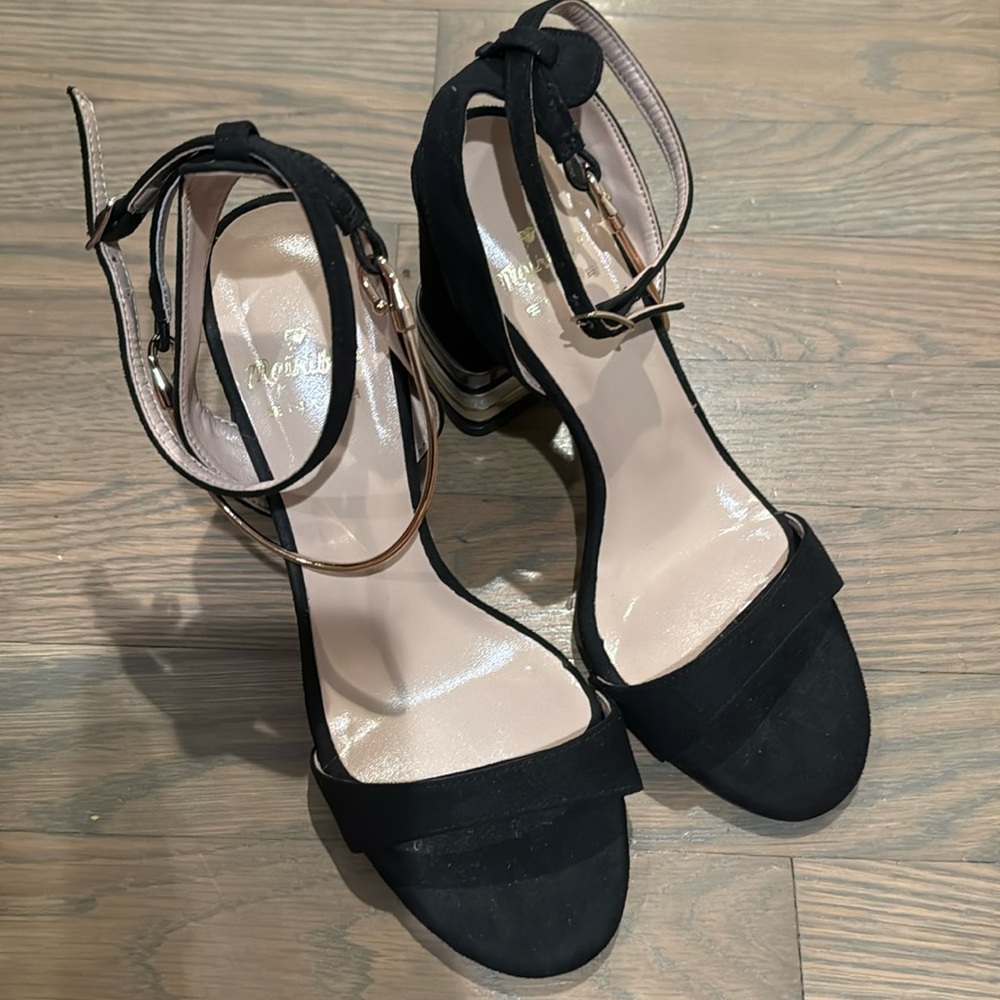 Mauricio heels